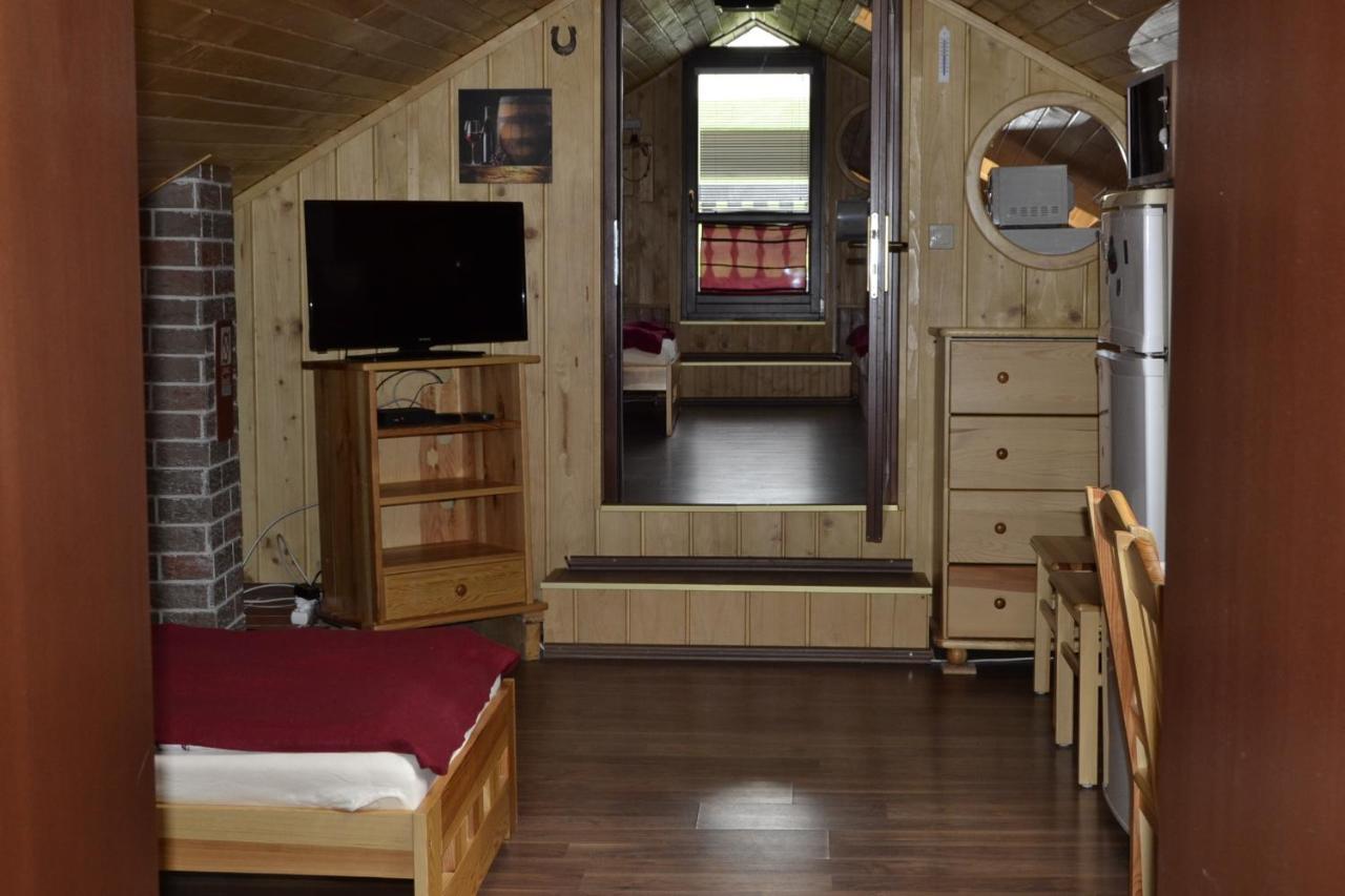 Holiday Home V Kolte Kolta Ngoại thất bức ảnh